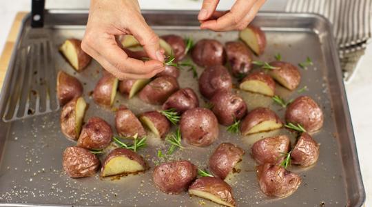Roasted rosemary potatoes-11