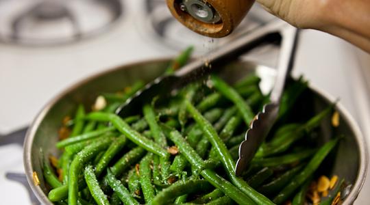 Green beans with almonds-10