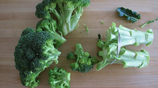Charred broccoli-01
