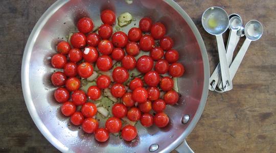 Roasted tomato bruschetta-02
