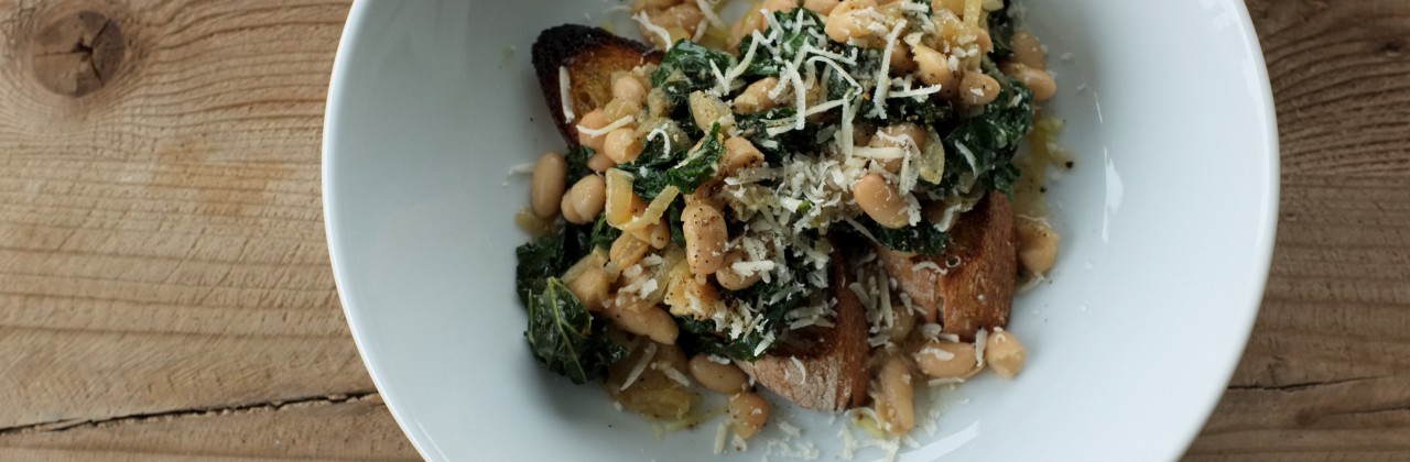 Beans and Kale Toast